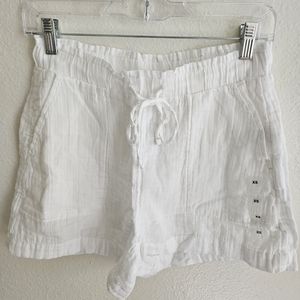 GAP White Shorts